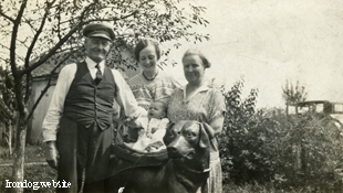 William E. Clingan and family, at his farm, ca. 1930